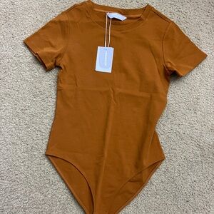 Short sleeve bodysuit